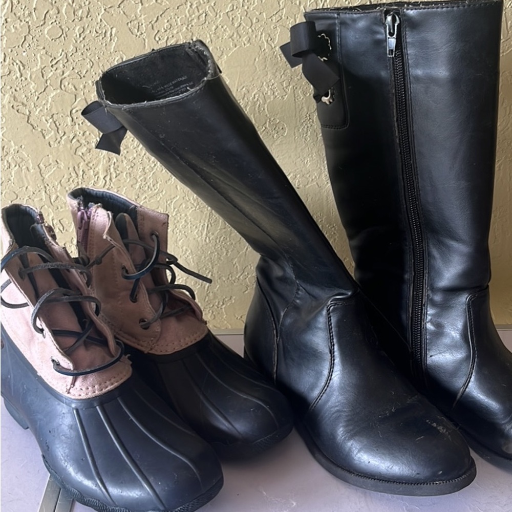 GIRLS BOOTS